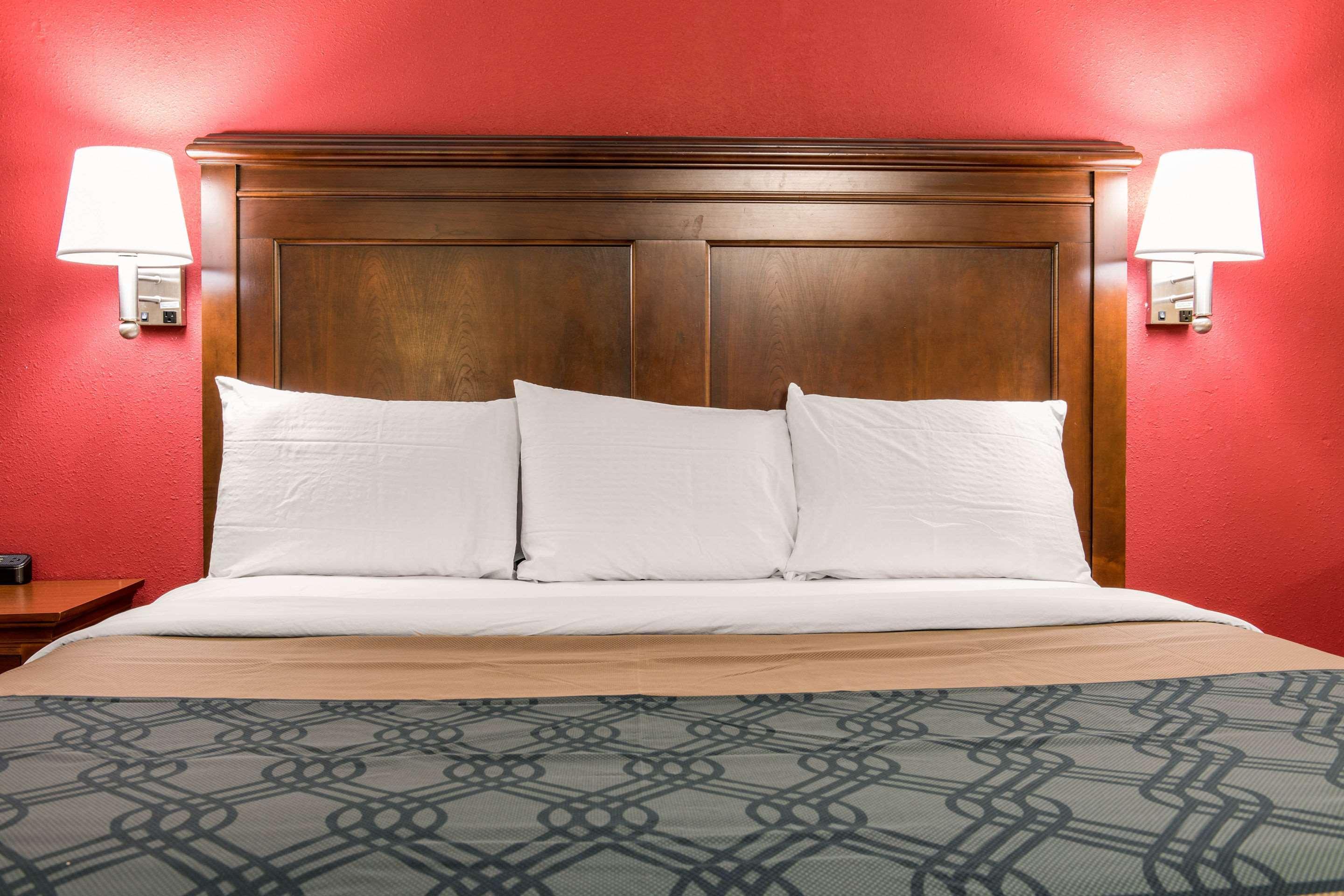 Surestay Hotel By Best Western Findlay Eksteriør billede