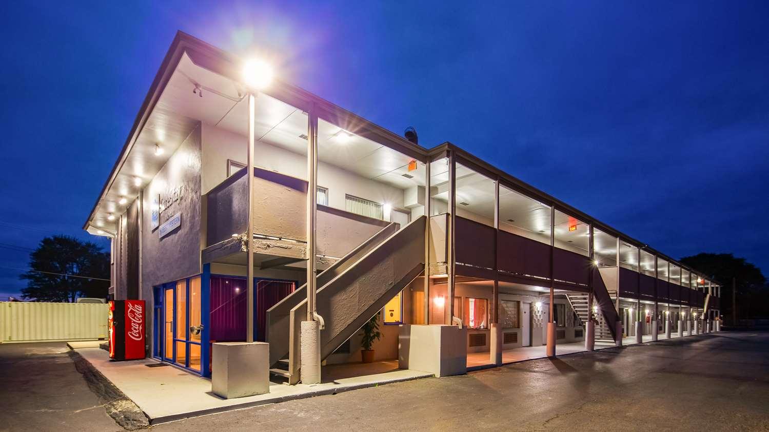 Surestay Hotel By Best Western Findlay Eksteriør billede