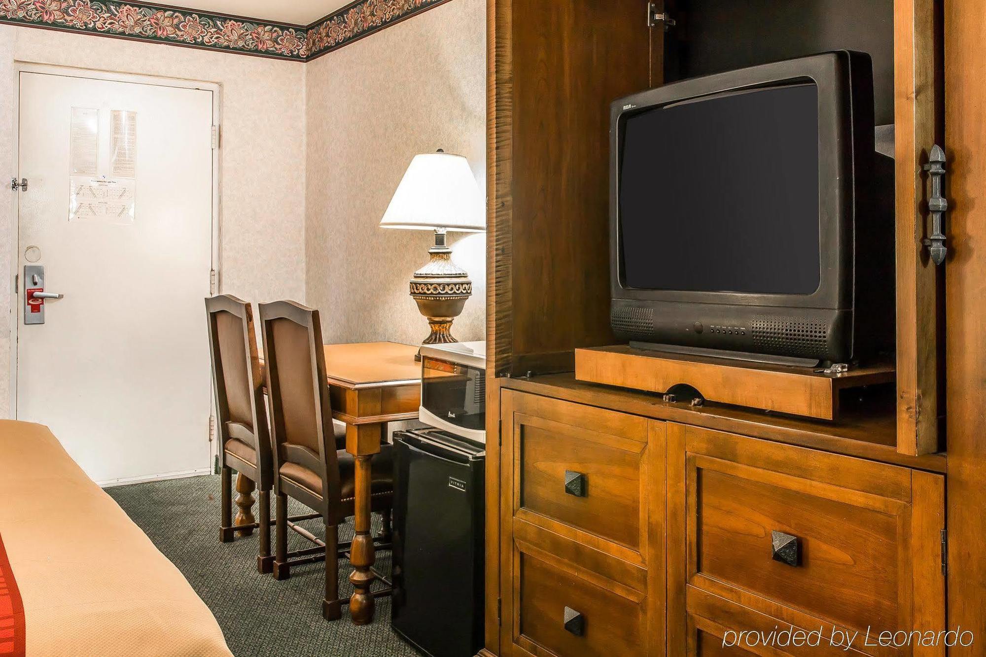 Surestay Hotel By Best Western Findlay Eksteriør billede