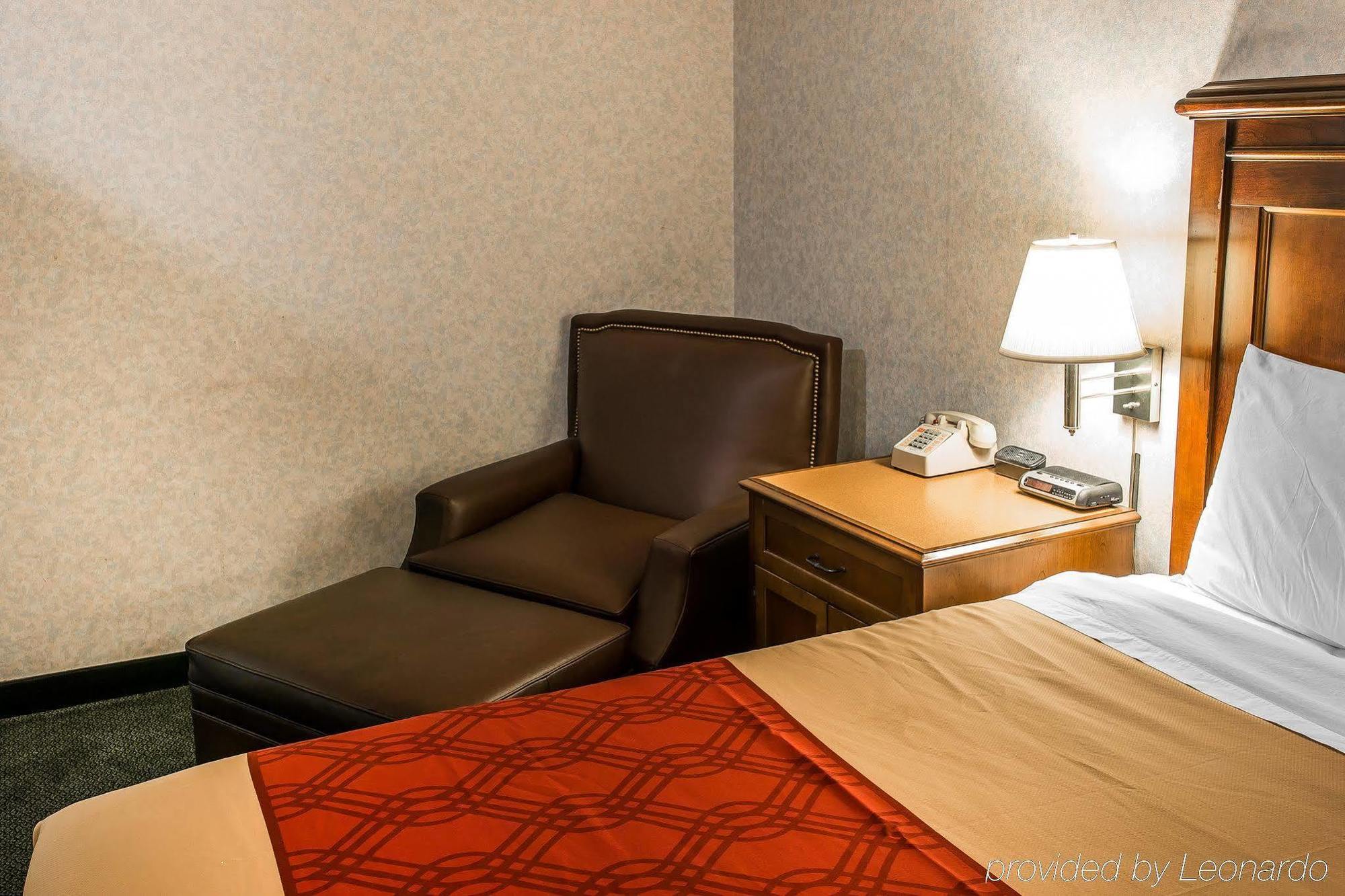 Surestay Hotel By Best Western Findlay Eksteriør billede